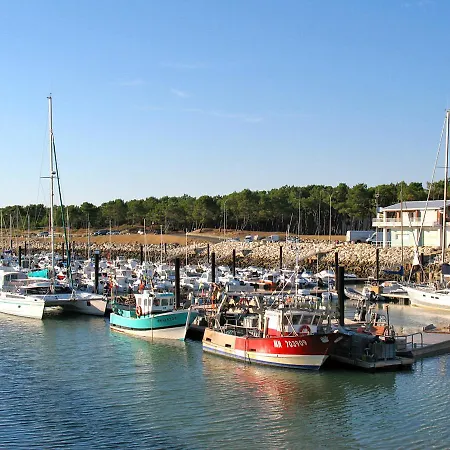 Camping L'estanquet 410s *
